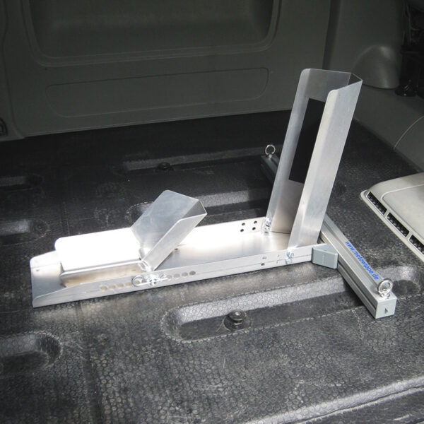 Motowippe TRUCK SINGLE Opel, Renault, Nissan — Motorradwippen-Einfachanlage für Motorräder, Motorradtransport im Opel, Renault, Nissan